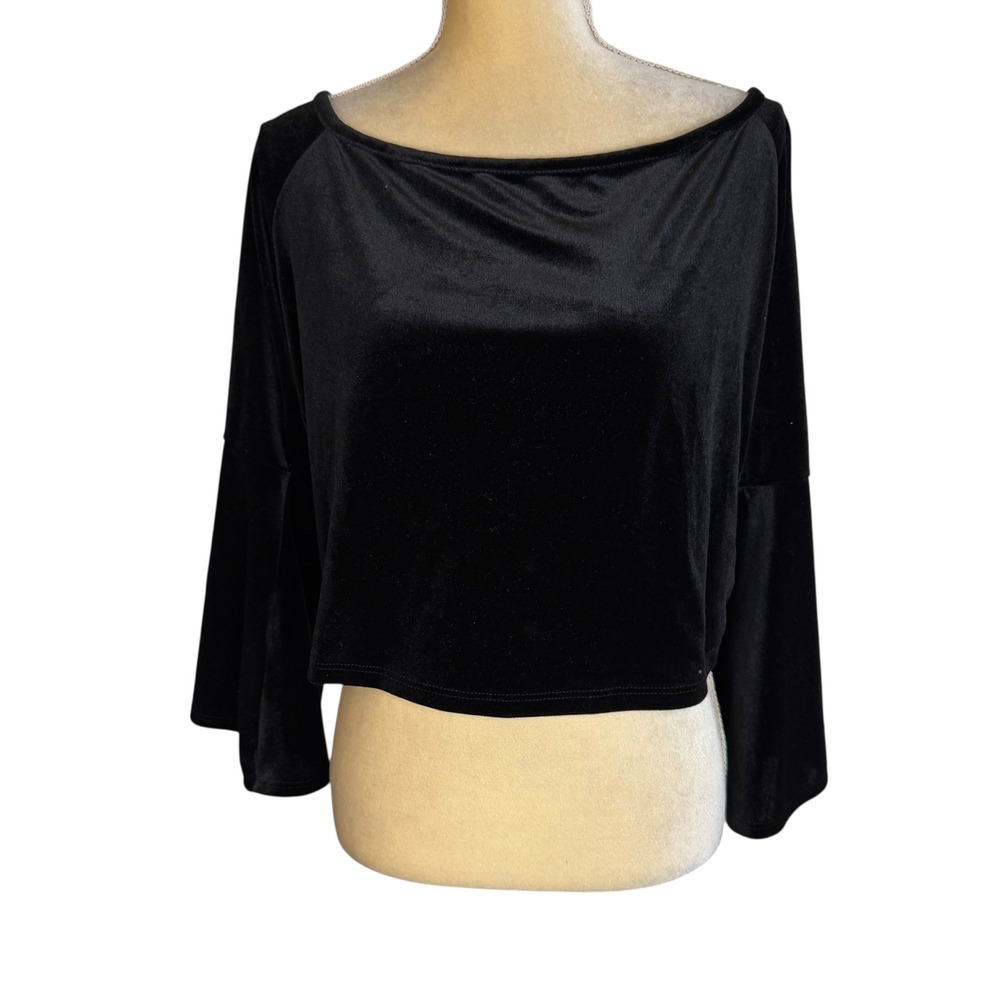 Ashley Stewart Black Velvet Off The Shoulder Bell Sleeve Crop Top Size 14 16